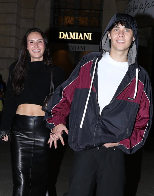 Hot new couple!! ❤️‍🔥 Ashtin Earle and Landon Barker were spotted leaving the Paris Fashion Week Revolve party last night hand in hand 🫶

(📸 BACKGRID)