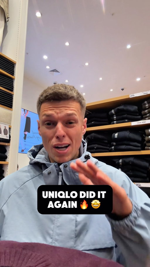 Uniqlo are on fire this year ‼️ 

100% lambswool sweater; autumn / winter wardrobe essential. 

#fashion #mensfashion