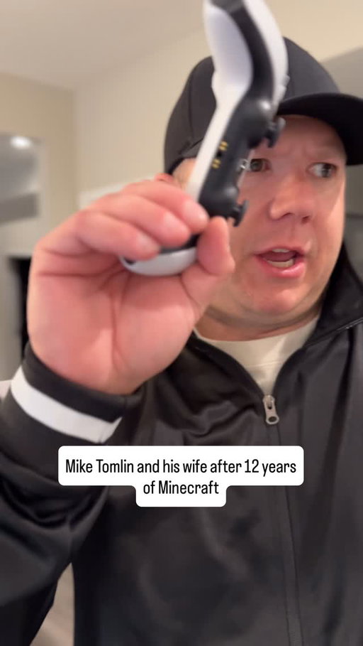 Mike Tomlin and Minecraft was 2 worlds I never would have imagined colliding.. ever #miketomlin #minecraft #nfl #comedy #marriage