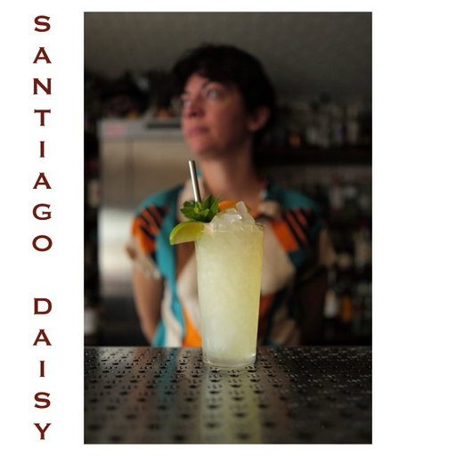 Today’s cocktail:

🌼 Santiago Daisy 🌼 

22.5ml lime juice
20ml sugs 
45ml @havanaclub 3yrs
Top with soda 🫧 
10ml Yellow Chartreuse

Swizzle the first 3 ingredients with crushed ice, add the 🫧 , drizzle the Chartreuse, garnish with 🌱🍋‍🟩& 🍊

📥 SAVE this recipe to make it later
.
.
#classiccocktails #satanswhiskers #cocktailrecipe #londoncocktailbar #50bestbars