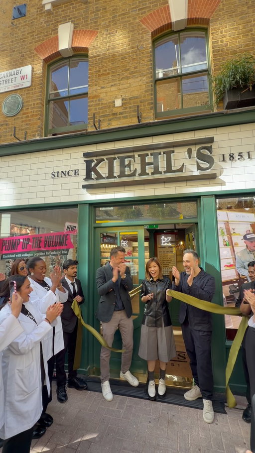KIEHL’S CARNABY. OFFICIALLY OPEN!🤍✨

Come visit us at 📍43 Carnaby Street

#KiehlsCarnaby #StoreOpening #Kiehls #Flagship