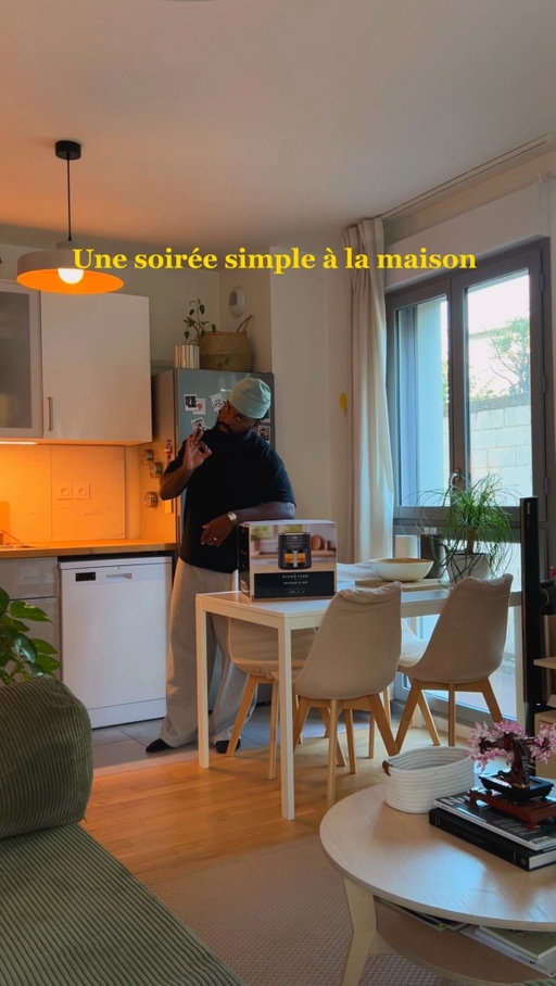 Une petite soirée simple à la maison avec mes nouvelles trouvailles de chez @but 
Et avec les BUT Days, c’était le bon moment pour ajouter deux-trois trucs qui rendent les soirées à la maison encore plus cool.

Et les BUT Days c’est du 22 septembre au 26 octobre 🙂‍↕️

Collaboration commerciale 

#homedecor #interiordesign #cozyvibes #cozyhome #apartmenttherapy