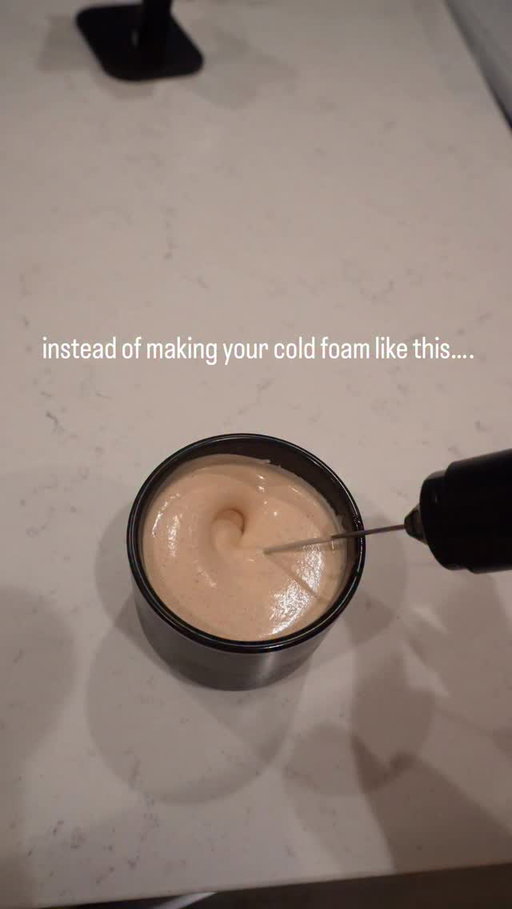 How to batch cold foam for your daily coffee! Heres my cold foam recipe! 

#Coldfoam #recipe #coffeehack #homebarista