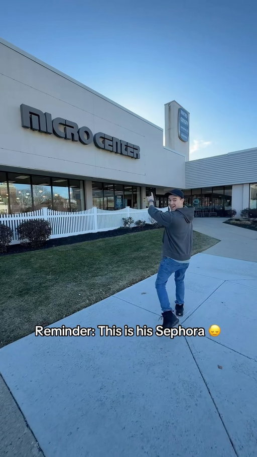 Send this to your girl so she doesn’t rush you 🙂‍↕️

#pcgaming #pcbuild #microcenter