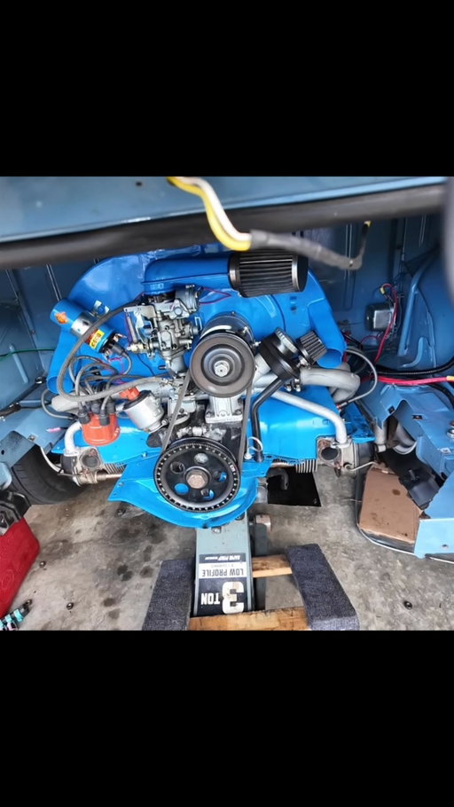 Struggle bus engine removal  re edit
#classic904vdubs 
#vwbaywindow
