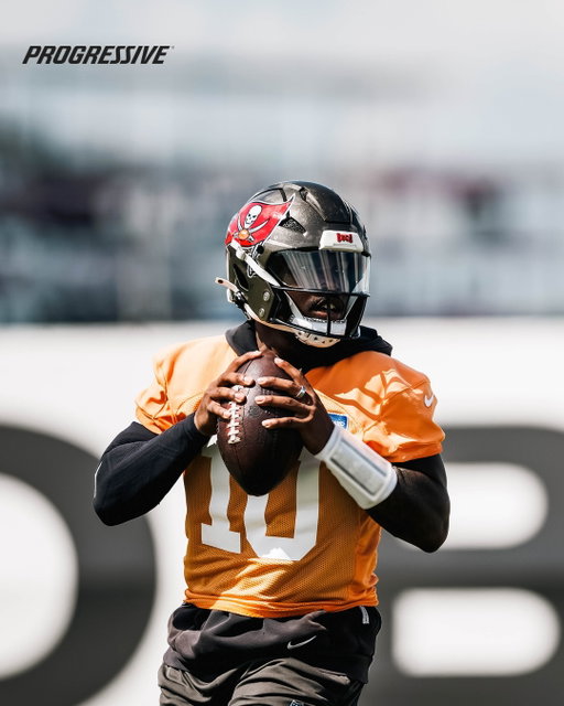 Jalon Daniels is set to be the first rookie QB to get a start in the NFL this season 💪