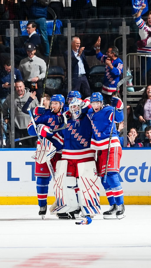 IGOR SHESTERKIN SCORES HIS FIRST EVER GOALIE GOAL IN THE RANGERS HOME OPENER 🚨