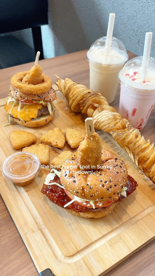 Okay… we definitely ordered a LOT 😂🍔

Tried Burger Factory Surrey and honestly, everything was delicious! 🤤

🍔 Juicy Lucy — that cheddar stuffed beef patty was SO good
🔥 Nashville Hot Chicken Burger
🥩 Cheesesteak — The Utility Steak
🌶️ Jalapeño Poppers
🧀 Mac & Cheese Bites
🍟 Tornado Fries
🧀 Cheesy Fries
🥭 Mango Milkshake
🍓 Strawberry Milkshake
🍰 Funnel Cake

Everything we tried was fresh, tasty, and packed with flavour. And the service was amazing too — super friendly and welcoming, which made the whole experience even better. ❤️

Safe to say… we left VERY full and very happy 😂

📍 Burger Factory Surrey

Would you try this whole spread? 👀🍔

#BurgerFactory #BurgerFactorySurrey #SurreyEats #SurreyFoodie #SurreyBC YVREats VancouverFoodie Foodie BurgerLovers
