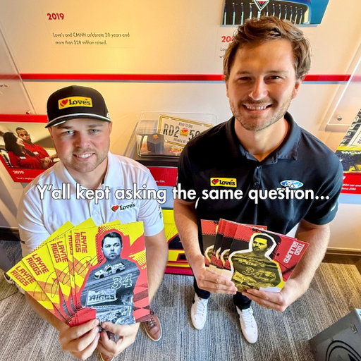 Todd & Layne found our DMs 🫣
Who wants a signed hero card?

@toddgilliland_ | @layneriggs99 | @teamfrm | #nascar
