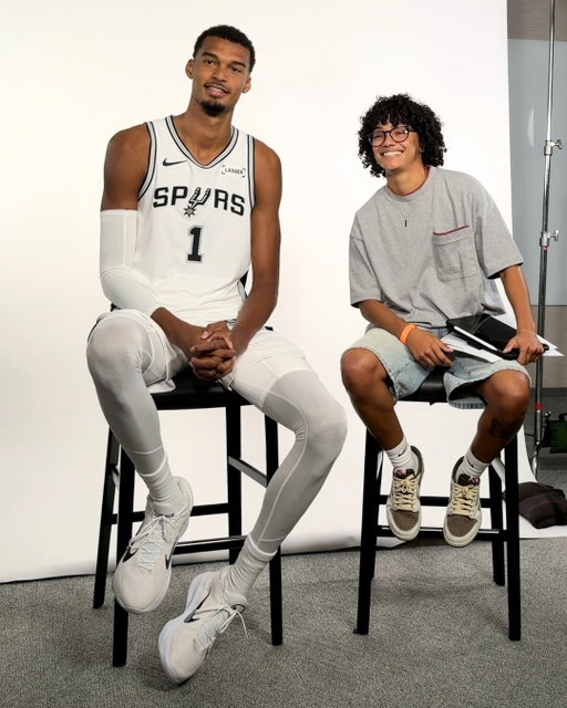 No big deal… just @mofiyah99 hosting the social stop at @spurs Media Day for the reigning Western Conference champions 🏀