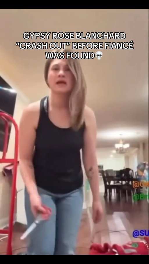 GYPSY ROSE BLANCHARD CRASHES OUT ON LIVE MONTHS BEFORE FIANCÉS DEATH #GYPSYROSE #gypsyroseblanchard #TRUECRIME #scaryvideos #caughtoncamera