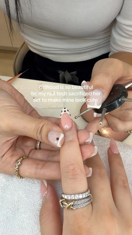 the cutest fall set 🎃
#fallnailinspo #fallnails🍁🍂