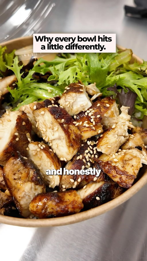 Combining fresh ingredients in their own distinct way gives every bowl its own personality that keeps you coming back for more. 🍚

Loading your meal with a bit of everything brings out a rich flavor combination that turns a quick bite into an absolute favorite. 🔥

📍 Location: 921 W Commerce St, Dallas, TX 75208
Mon–Fri · 10 AM – 11 PM
Sat–Sun · 5 PM – 11 PM

Order your go-to bowl directly at bowlsofrice.com. 📦 #bowlsofrice #bowlsofricedallas #commercestreetfood #dallastxfoodspots #westdallasarea