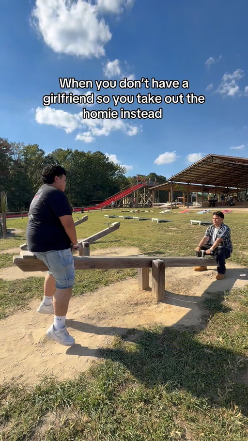 The homies always gonna be there 💪🏽😂 #explore #funny #explorepage #memes #relatable