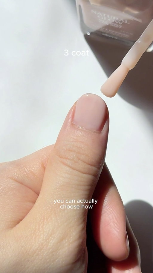 This nail strengthener makes a pretty color and restores brittle nails too, so I’ve been using this comfortably on my weak nails.

Highly recommend if you have weak nails like mine!

Products: @ohora_usa nail strengthener

#nails #nailpolish #koreannail #koreanskincare