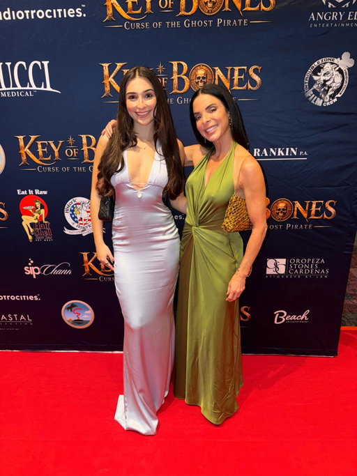 When your daughter says, “Mom, come to my movie premiere”… you grab a dress & say YES 🎬😂❤️ @coachkdelaney 

Such a fun night at the premiere of Key of Bones!

I actually got to see a little bit of the movie being made when my daughter filmed her part, so seeing it all come together on the big screen was pretty surreal 🙃

Written & directed by @tonyarmer 🎥 Key of Bones: Curse of the Ghost Pirate is such a fun mix of horror, comedy & adventure with pirate mythology, Key West history & legends mixed in 👻🏴‍☠️🌴

This was my first movie premiere & I honestly had the best time. Getting to experience it with my daughter made it even better, and the cast & crew were such a fun group to celebrate with ❤️

A little spooky, a lot gory, lots of laughs, plenty of Key West & definitely worth seeing if you get the chance! 👻🩸😂🌴

And yes… I’m already ready for the sequel 😂🎬

#KeyOfBones #KeyWest #MoviePremiere #ProudMom #HorrorComedy