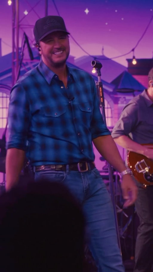 Cheers to the weekend.

Join me in Roku City and watch all of my performances now on @rokuplayer