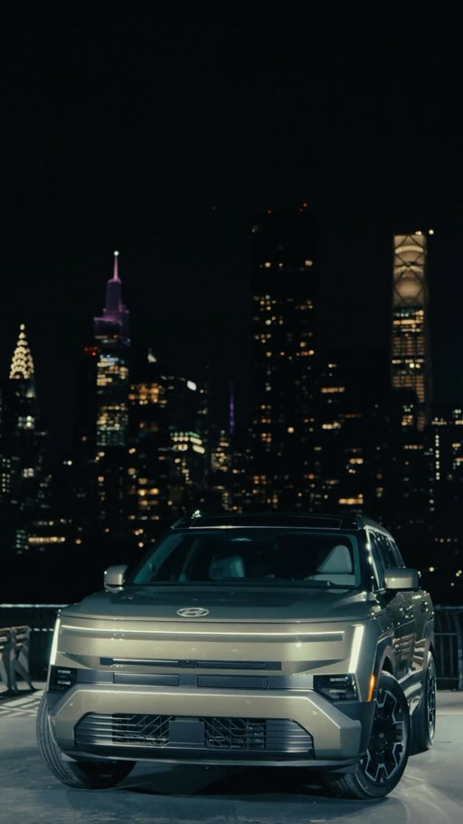 The world premiere of the all-new TUCSON, making a defining statement in New York.
An iconic ferry arrival under the Manhattan skyline served as the perfect prelude to an unforgettable New York experience.
The standard and the XRT PRO, two expressions of one bold and rugged design, stood strong against the concrete jungle.
Without compromise, the boldest SUV yet.

#Hyundai #TUCSON #TheBoldest