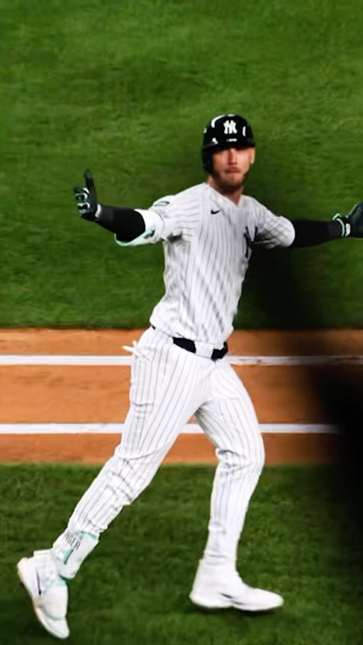 You know the sound. Cody Bellinger brings the noise.

Consider the tone set.