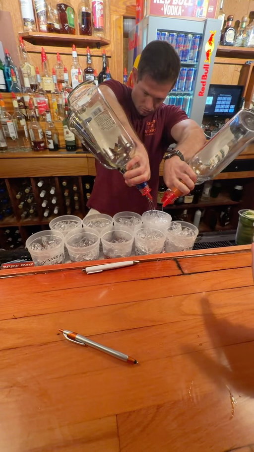 The best drink in Blacksburg? The @tots_vt Rail 

#blacksburg #swva #virginiatech #hokies #drinking