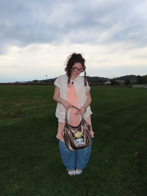 weekend-ing in the most fab way 🐄

(wore the same pair of pants for 3 days and i’m loving it!)