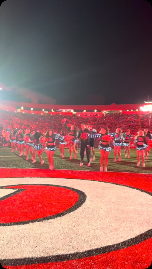 @jerseyyjoe 🤝 @rudanceteam 
#goru #rutgers #CHOP #football #collegefootball