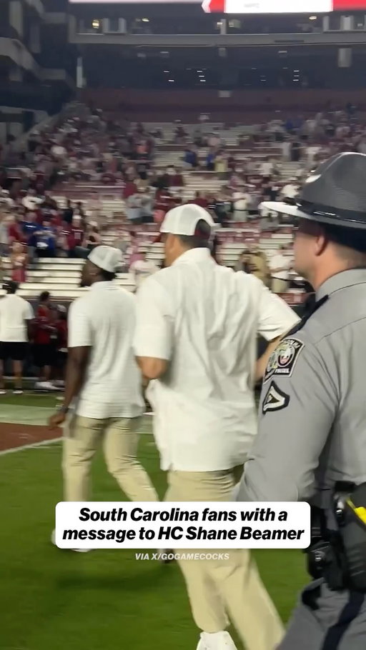 South Carolina fans voice their displeasure with Shane Beamer after an OT loss to Kentucky

(via X/gogamecocks)