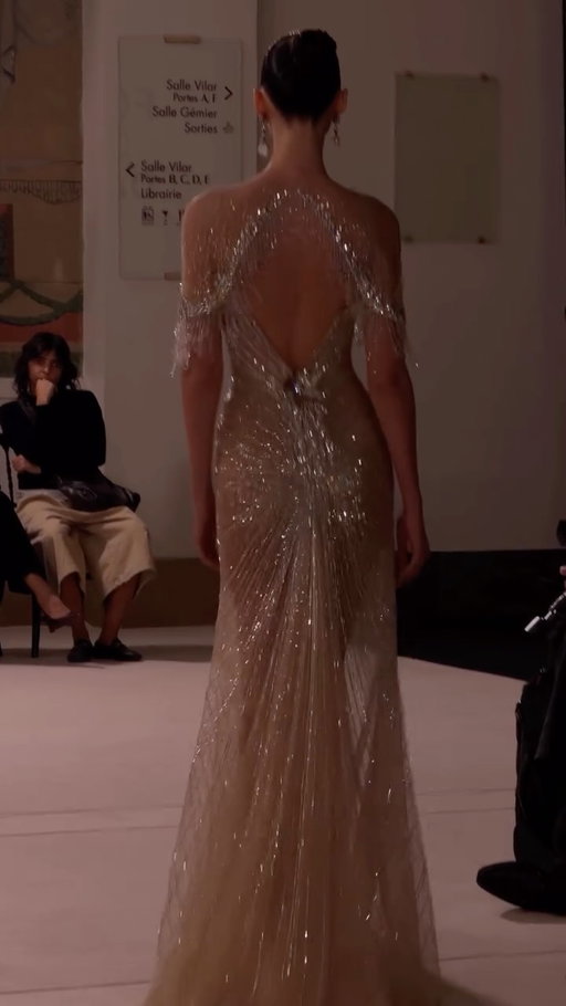A moment for This dress : @georgeshobeika 🤍✨

Invitation