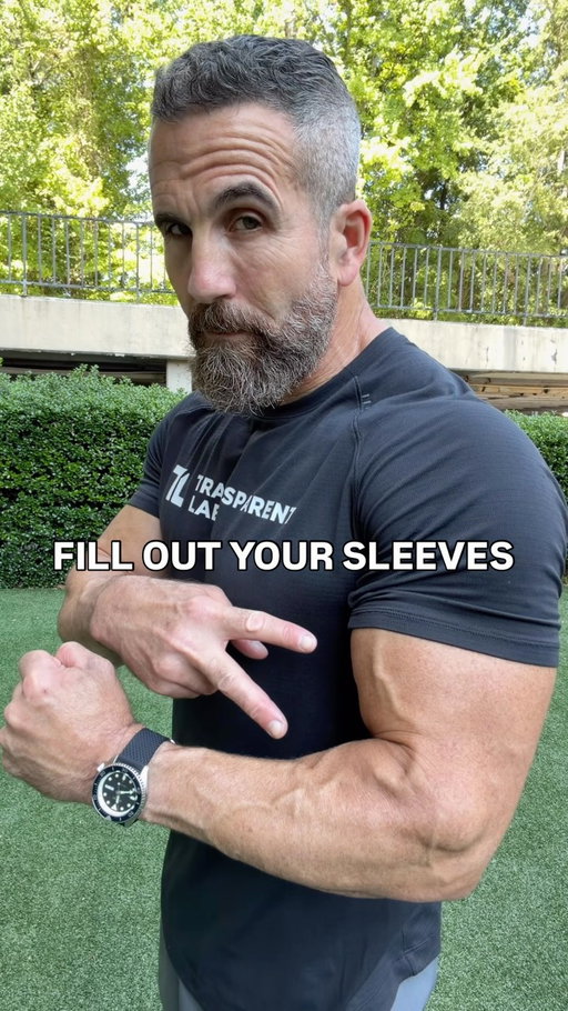 Share with someone who’s sleeves are too loose✅💪🏼

Workout Pump courtesy of Creatine HMB and Intra EAA. It just makes it more intense. Check out the rest of my stack in bio💯

#bicepsworkout @transparentlabs