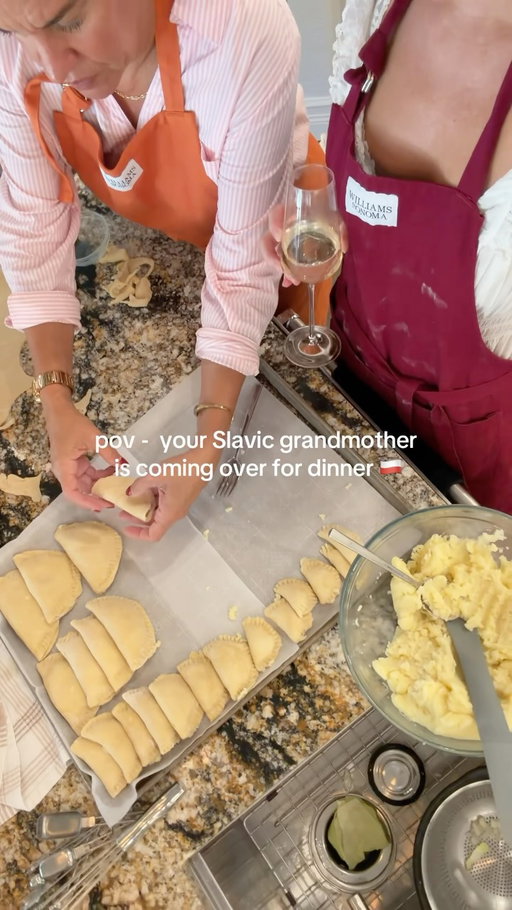 Everything from scratch!!! Luckily my mom helped me this time😅  #polish #polishfood #slavic #slavicgirl @williamssonoma