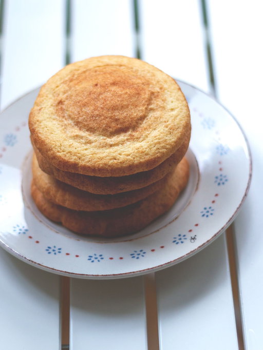 Snickerdoodles? Oh ja, her mit den leckeren Zimt-Cookies 🙌🏻

Nach dem gestrigen Zimtschnecken-Tag hatte die liebe Andrea @zimtkeksundapfeltarte die Idee zu einer Zimt-Woche ✌🏻 Seid ihr bereit für die Zimt-Saison? 😅

Ich teile heute einen absoluten Klassiker - Snickerdoodles. Das sind ganz wunderbare Kekse mit brauner Butter, braunem Zucker und ganz viel Zimt 😍

👉🏻 Lust aufs Rezept?
Kommentiert einfach mit
REZEPT
und ich schicke es euch direkt!

☺️ Noch mehr Zimt-Rezepte gibt’s heute bei
@zimtkeksundapfeltarte 
@diejungskochenundbacken 
@skueche 
@waseigenes