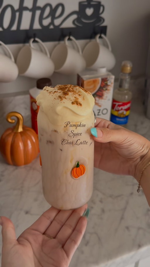 @bad_b_t is making fall in a glass 🍂 

TAZO Classic Chai Latte with caramel, vanilla + a pumpkin spice finish makes this one we’ll be coming back to all season long 🤎