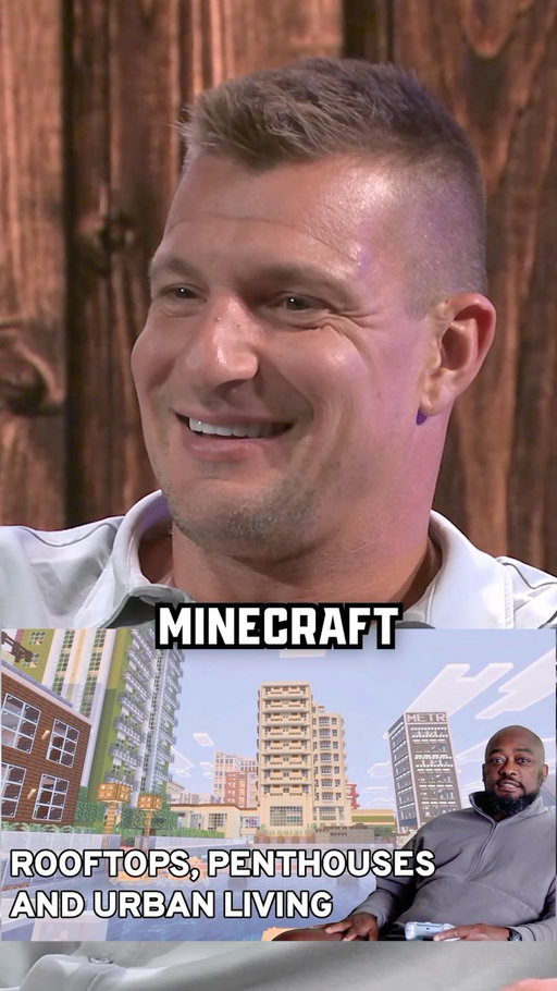 Gronk thought Mike Tomlin’s Minecraft city was a painting 😭

@gronk @edelman11
