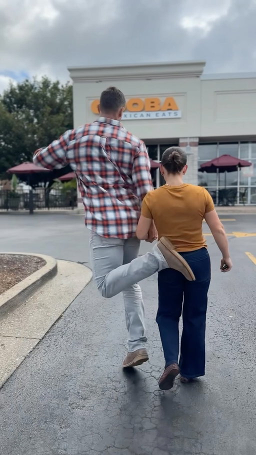 #QDOBAPartner Road trip rule: find the one place everyone can agree on 😂 One less argument AND everyone gets exactly what they want?! We’ll take it. The free guac + queso on any entrée doesn’t hurt either! Text GUAC to 73622 to get a text on how to get $5 off $15 at QDOBA thru 10/18.