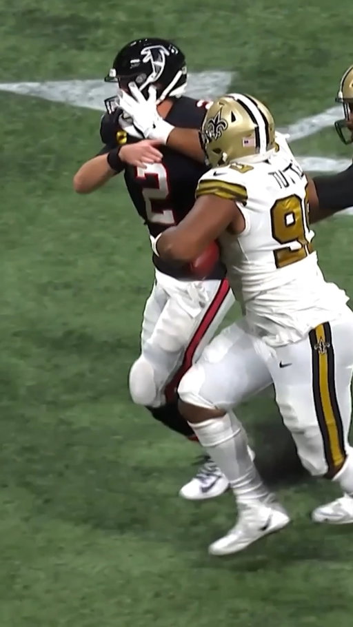 turned into a running back real quick 🤣

ATLvsNO – 8:15pm ET on ESPN
Stream on @NFLPlus