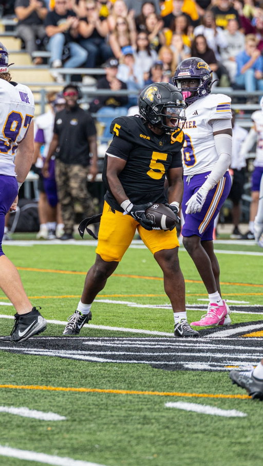 Another angle for your viewing pleasure

🎥: OUA.tv
🎙️: @stirruptalkssports 

#GoBlackGoGold #BattleofWaterloo