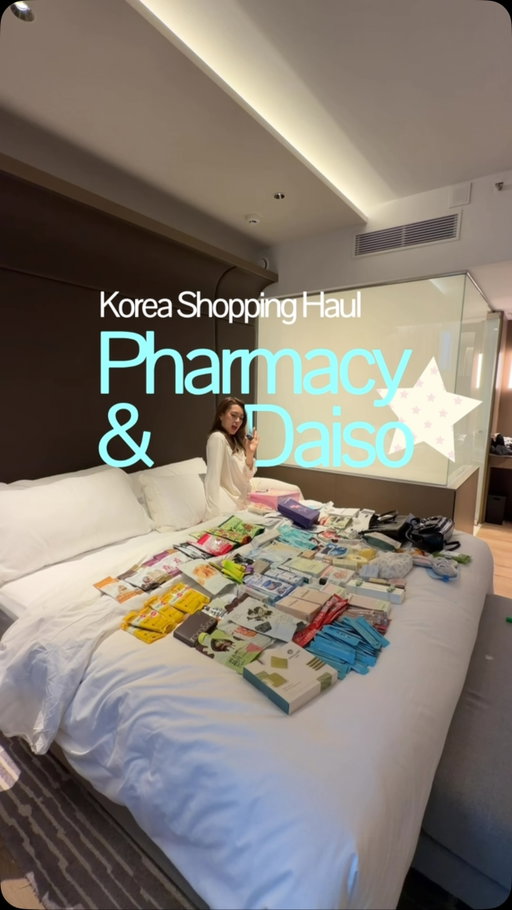 I just got back from Seoul and Olive Young was my LAST stop 🇰🇷 @berrynew_pharmacy 

Because honestly? The pharmacy and Daiso are so underrated and nobody talks about them enough.

1️⃣ Korean Pharmacies
Every pharmacy has its own specialty, and when I went to BerryNew Pharmacy in Seoul, the REJUYOUNG products—a cream and a cream mask—were the best sellers! I was initially worried the cream mask might clog my skin, but it made it look so healthy the next morning. You genuinely cannot find these back home.

2️⃣ Daiso
$3–4 per item and I found toner pads that have been sold out everywhere. This is your sign to stop walking past Daiso.

Olive Young is great, but if that’s your only stop—you’re missing the best part of Korean skincare. 🙏

💌 Save this before your next Seoul trip

seoul skincare haul korean pharmacy finds daiso beauty haul rejuyoung cream korean skincare routine olive young alternatives korea travel beauty guide

#seoultrip #rejuyoung #daisoskincare #koreabeauty #koreapharmacy