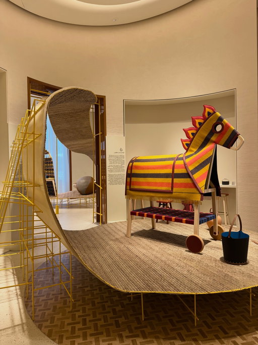 Creation, in reverse. A visit to @hermes at @dubaimall to discover petit h, the house’s wonderfully curious world where the creative process begins not with an idea, but with the material itself.
Founded in 2010, petit h gives a second life to materials no longer needed by Hermès’ other métiers — leather, silk, crystal, porcelain and more — bringing together artisans, artists and designers to improvise, combine and reinvent them into unexpected, unique objects.

For its return to Dubai, Creative Director Godefroy de Virieu transforms the space with a remarkable carpet woven from palm leaves. Twisting, rising and folding through the store, the installation becomes a meeting point between local tradition and contemporary design — bringing an ancient craft into dialogue with Hermès’ spirit of innovation and savoir-faire.

Creation in Reverse is on view at Hermès, Dubai Mall, Fashion Avenue, Level 2, until 22 October 2026, daily from 10am–10pm.

#Hermes #petith #CreationInReverse #HermesDubai #DubaiMall