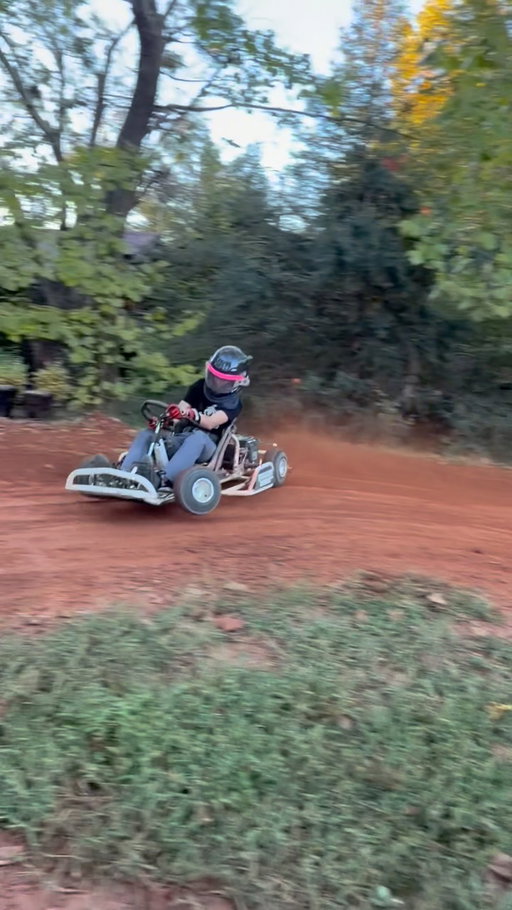 Back home and immediately had to go try out these new @electro_and_co karts! Track was perfect thanks to @banks169 working in the dirt and now that fall is coming we’re starting to look at dates to run @kartxcross ,who’s interested?