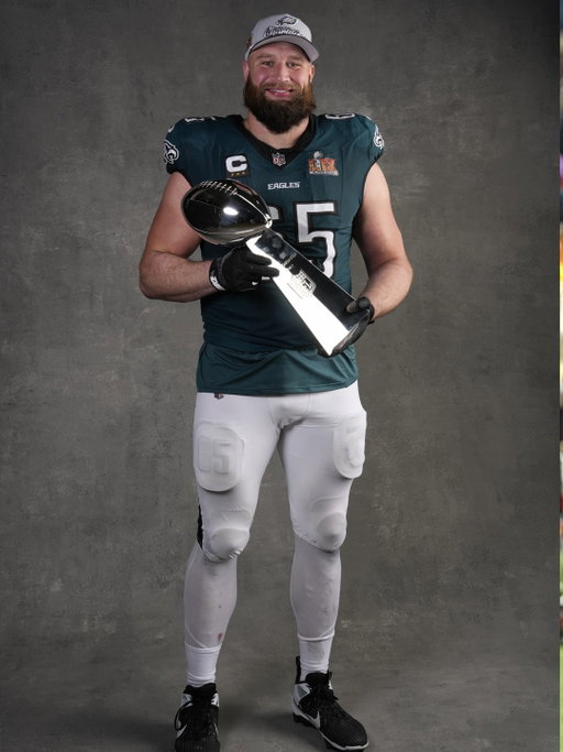 2x Super Bowl champion Lane Johnson announces his retirement after 14 seasons.

📷: NFL/AP