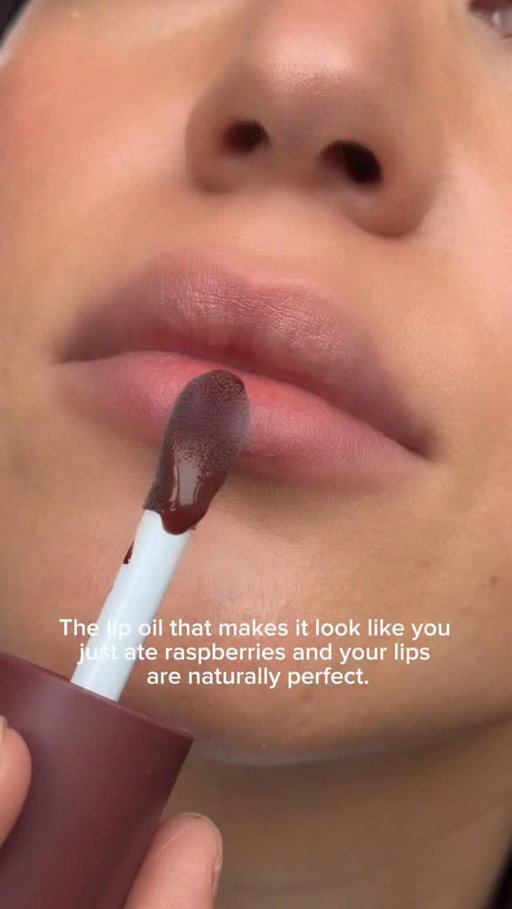 Comment SHOP to get a private message 🎈

Berry lips