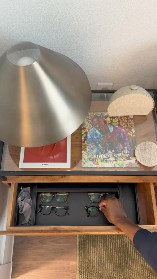 Everything has a place around here.

#organizeyourhome #organizedhome #homeorganization #homedecor
