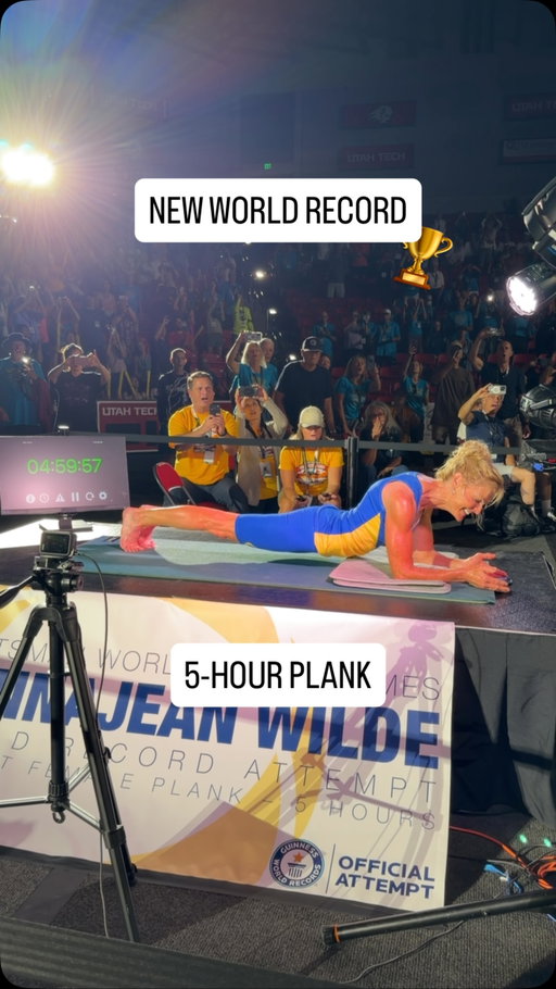 At age 61, DonnaJean Wilde breaks the WORLD RECORD for the longest female abdominal plank with the time of 5-Hours💪💪💪

#huntsmanworldseniorgames #activeaging #seniorathletes #stgeorge