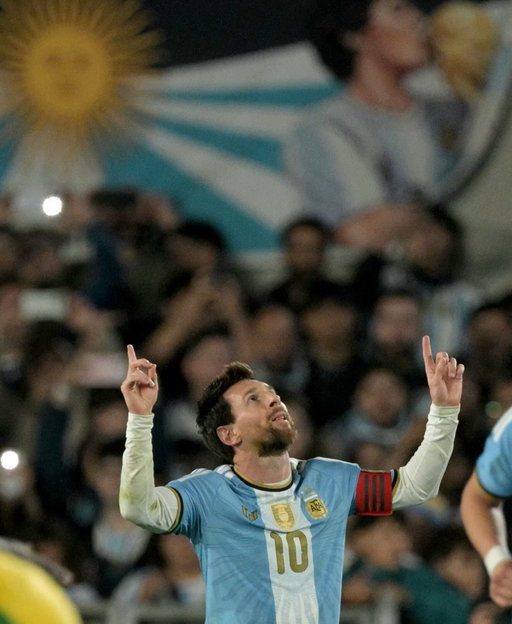 One last dance for a special person & player that achieved everything and became the Greatest 🩵🤍 A night to celebrate everything Leo gave to his country and to go out in a way he and his family deserves 🩵🤍 ¡Felicidades, amigo! Te queremos mucho 🩵