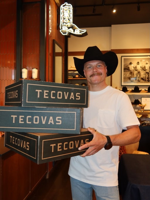 Austin, we’re kicking off race week at the Tecovas South Congress Flagship with an exclusive meet and greet. 

Head to stories for all the details, including how to win tickets.