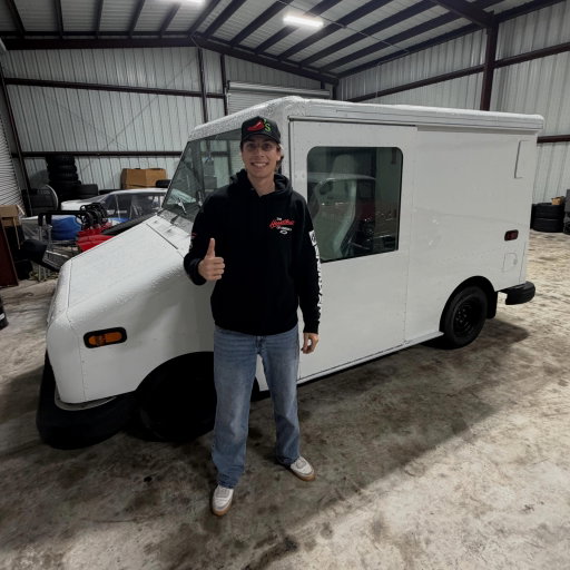 i finally found my mail truck!!!