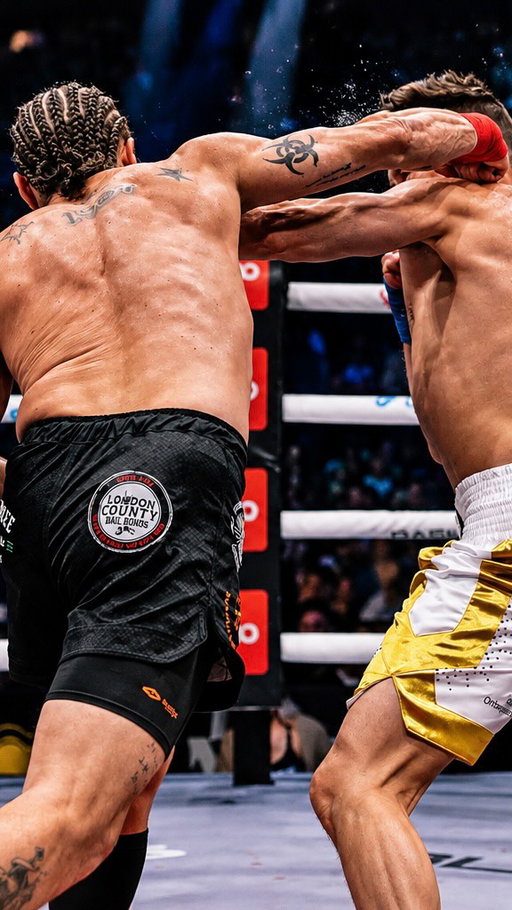 JUSTIN WATSON made BKFC history in seconds 🤯💥
The fastest knockout the promotion has ever seen 👊

@bk_warmonger 

#BKFC #BareKnuckle #FastestKnockout #Knockout #CombatSports