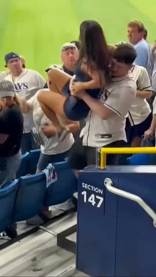 Theeeeee Yankees lose.

Ball game over 

Series over 

Rays Up 🆙

Yankees fans really love the Trop, but they ain’t coming back. 😂

We’re definitely going to miss them — they were super entertaining.

Y’all enjoy the offseason now, ya hear? 👋😂

The ALCS comes through the Trop in St. Pete. ⚾🔥

Shout out to @weekend_warrior_fishing
With the capture of this gem

#RaysUp #TampaBayRays #StPete #Tropicanafield #StPeteVibes