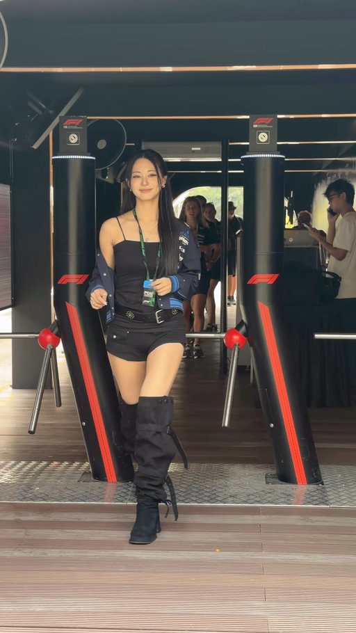 TZUYU 🤝 F1 

Welcome to the paddock 👋💙