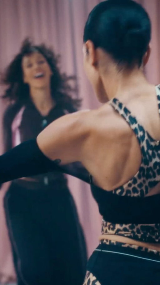 Joy is a power move.
Style with spirit, performance that plays.

GANNI x lululemon awakens the instinct for self-expression in motion. Coming October 15.

Starring @thejenniferbeals and @mettenarrative 
Song ‘The Movement’ by @mettenarrative 
Directed by @briannalcapozzi 
Choreographed by @shaylatukolan